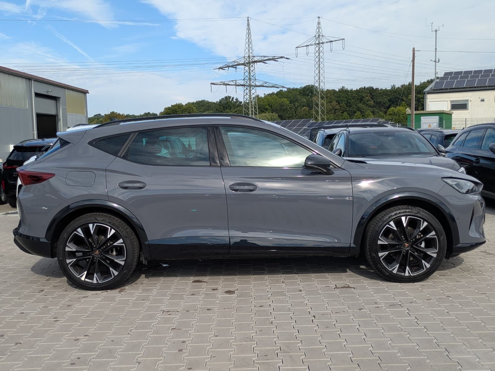 Vehicle image CUPRA Formentor 1.5 eTSI PANO*MATRIX*SENNH.*DINAM*360°