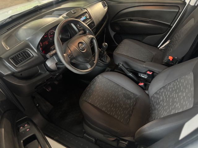 OPEL Combo Combo D Kasten 1.4l L1H1 2,2t*ERST 68TKM*AHK*TÜV - Bild 14