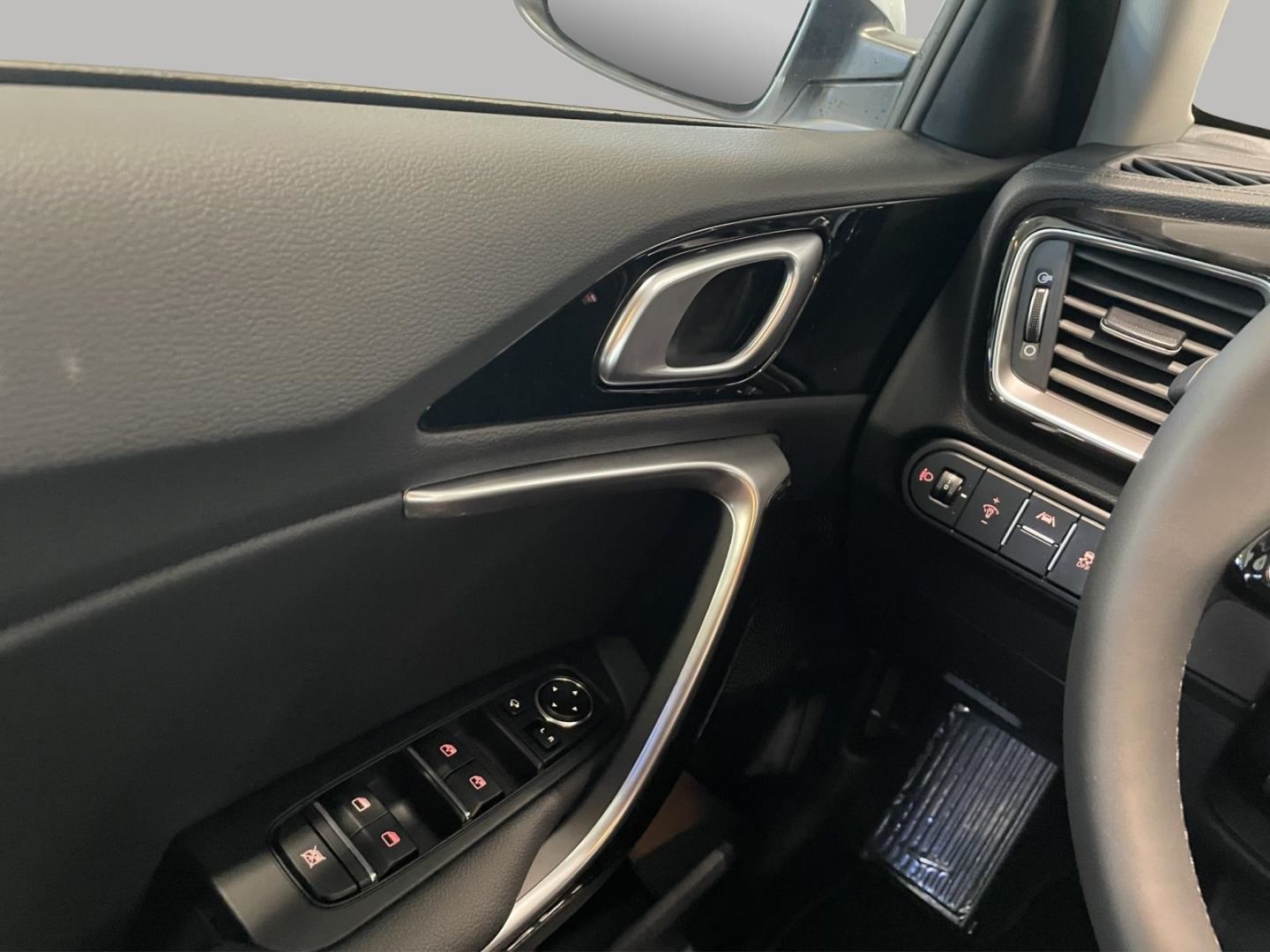 Fahrzeugabbildung Kia Ceed Ultimate Edition LED Kamera SpurhaltASS DAB
