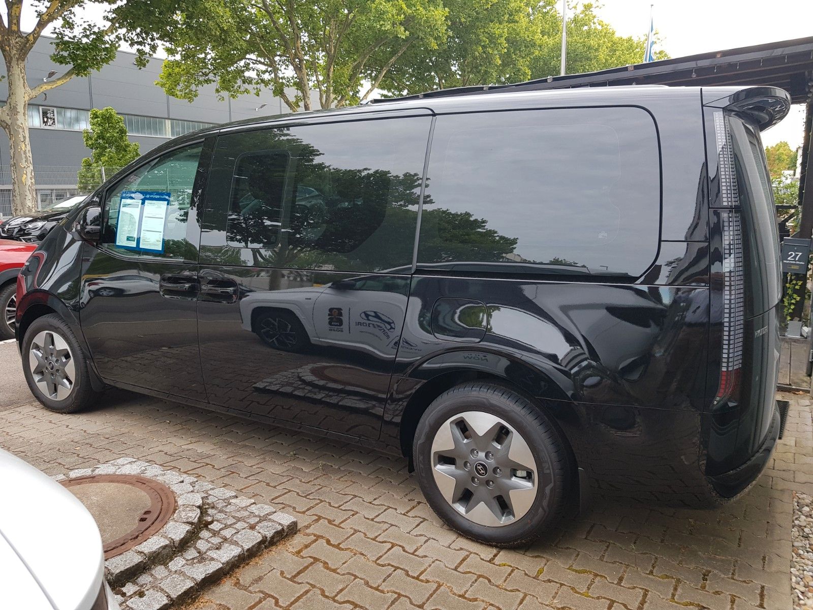 Hyundai Staria – Bild 3