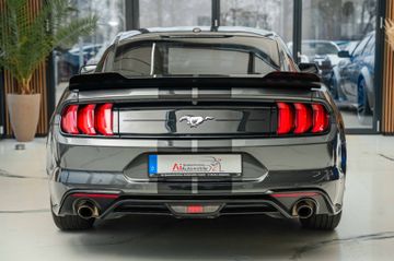 Ford Mustang - 7