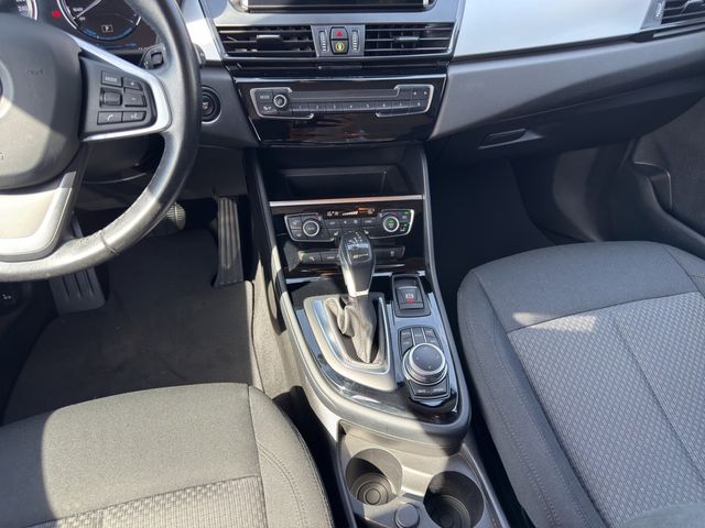 225 Active Tourer Hybrid iPerformance SHZ FACEL.