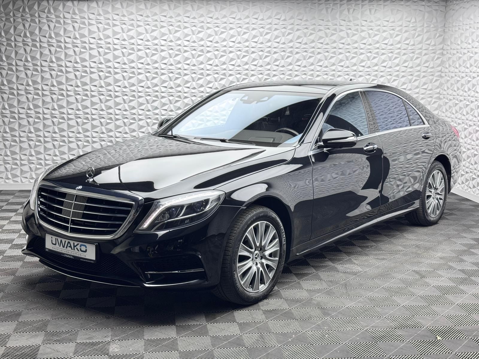 Fahrzeugabbildung Mercedes-Benz L AMG/4MATIC/PANO/BURMESTER/3xTV/CHAUFFEUR/DISTR