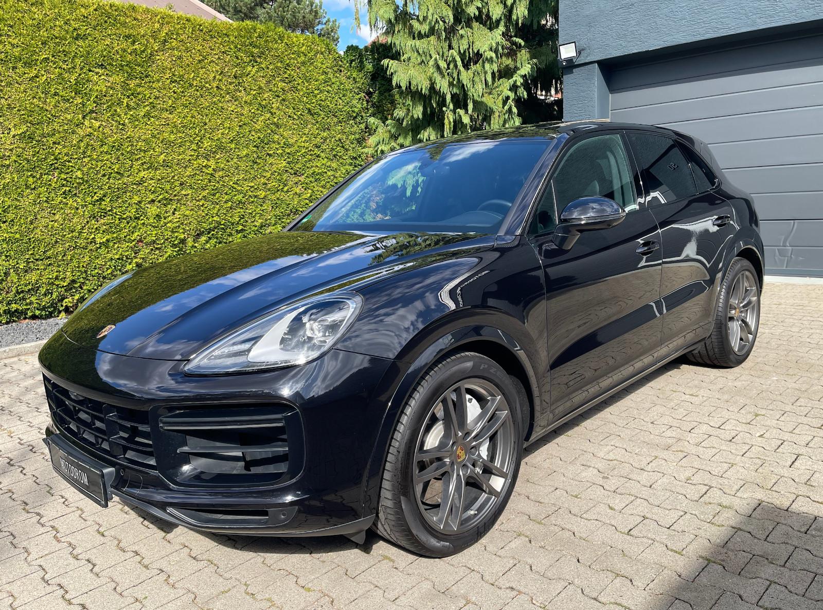 Porsche Cayenne Turbo MEMORY  PANO 21ZOLL LUFT 68000km