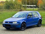 Volkswagen Golf Golf IV 1.6 Tüv Neu - VW Gebrauchtwagen von 1998