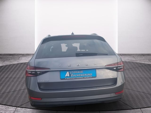Fahrzeugabbildung SKODA Superb Combi 2.0 TDI 4x4 DSG Style NAVI STANDHEI