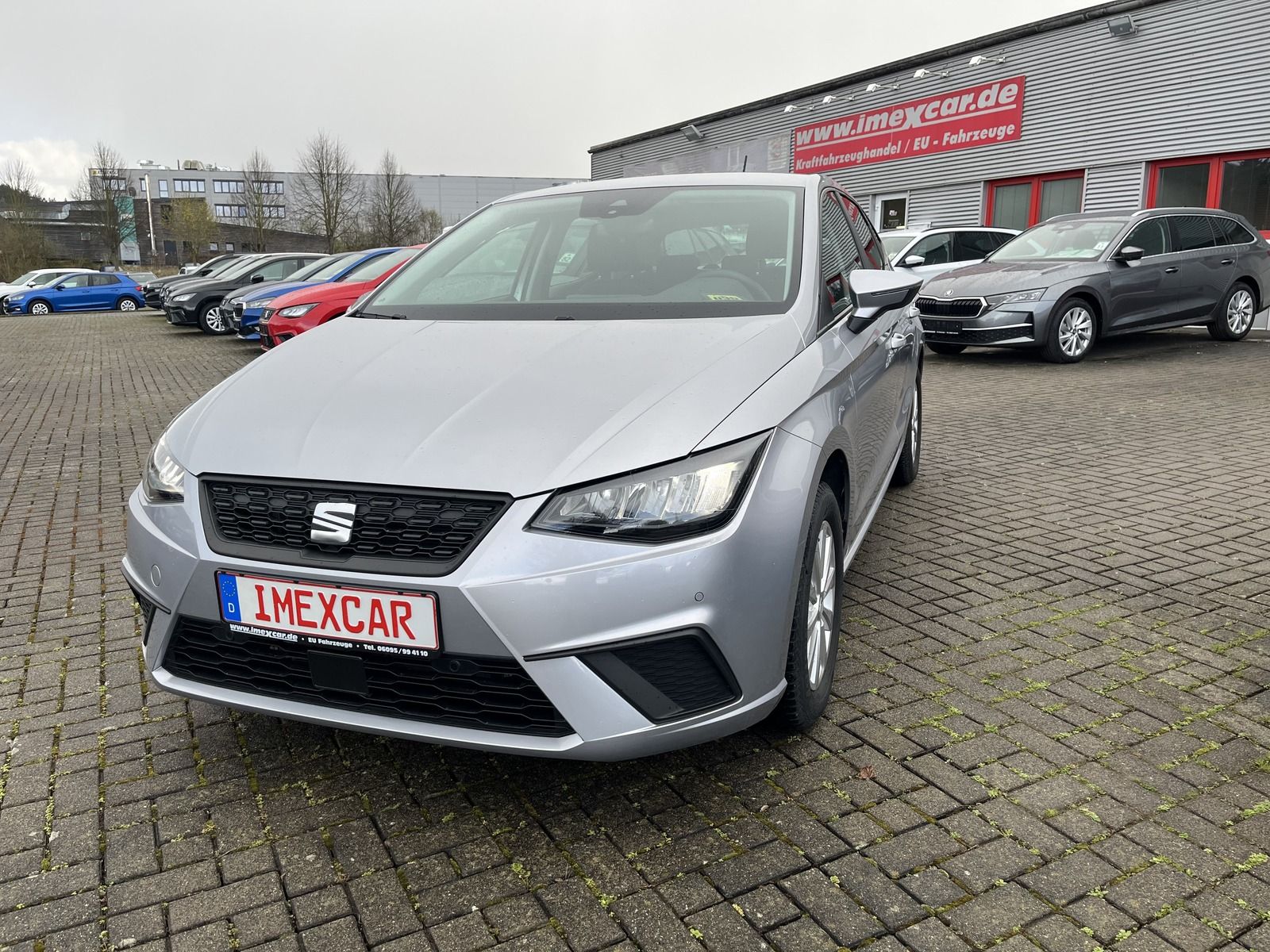 SEAT Ibiza 1,0 TSI Style + Navigation + LED + PDC + A