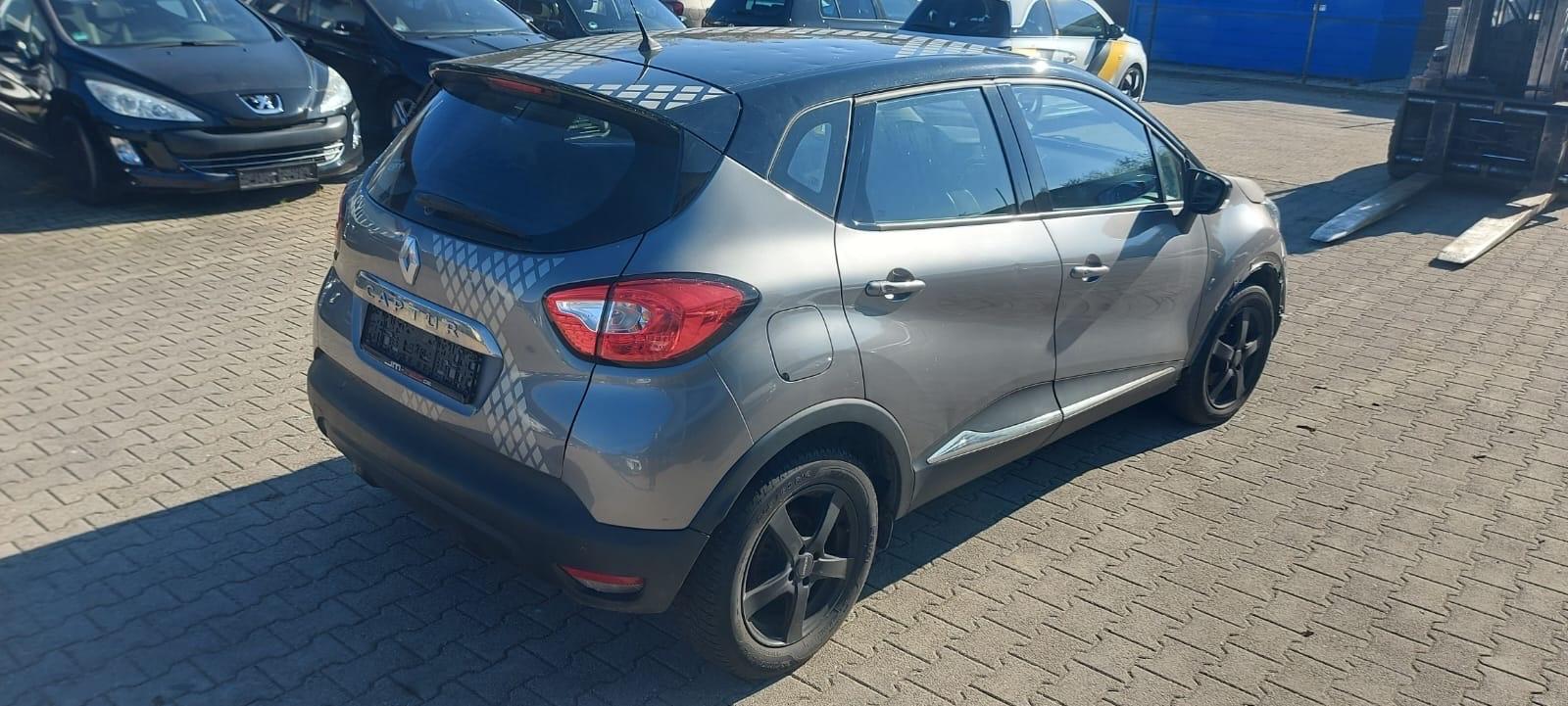 Renault Captur 2014 — photo 5