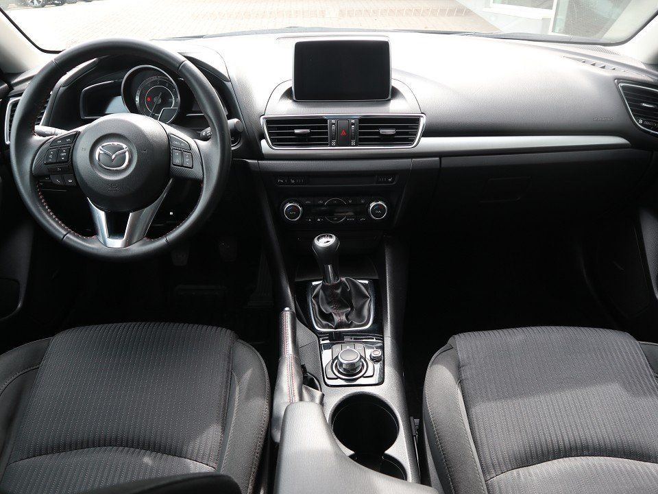 Fahrzeugabbildung Mazda 3 Sports-Line G-120 BI-XENON BOSE HUD EPH RFK SH