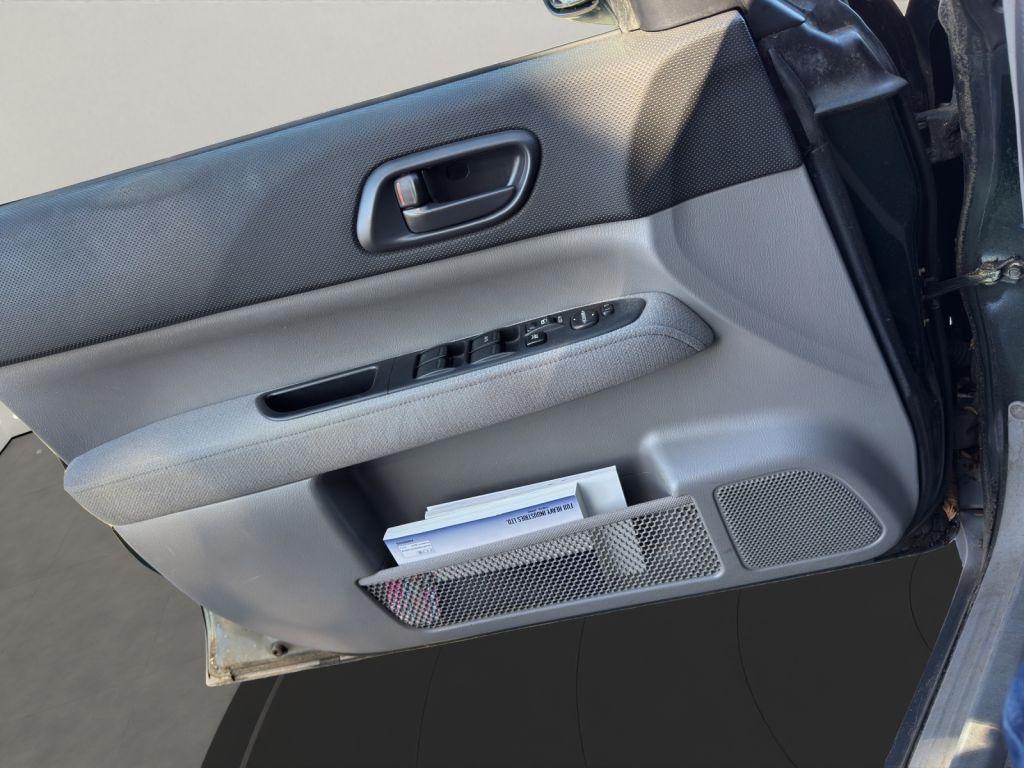 Subaru Forester 2004 — photo 9