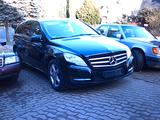Mercedes-Benz R 300 CDI BlueEFFICIENCY  7 Sitzer - schwarze Mercedes-Benz R 300
