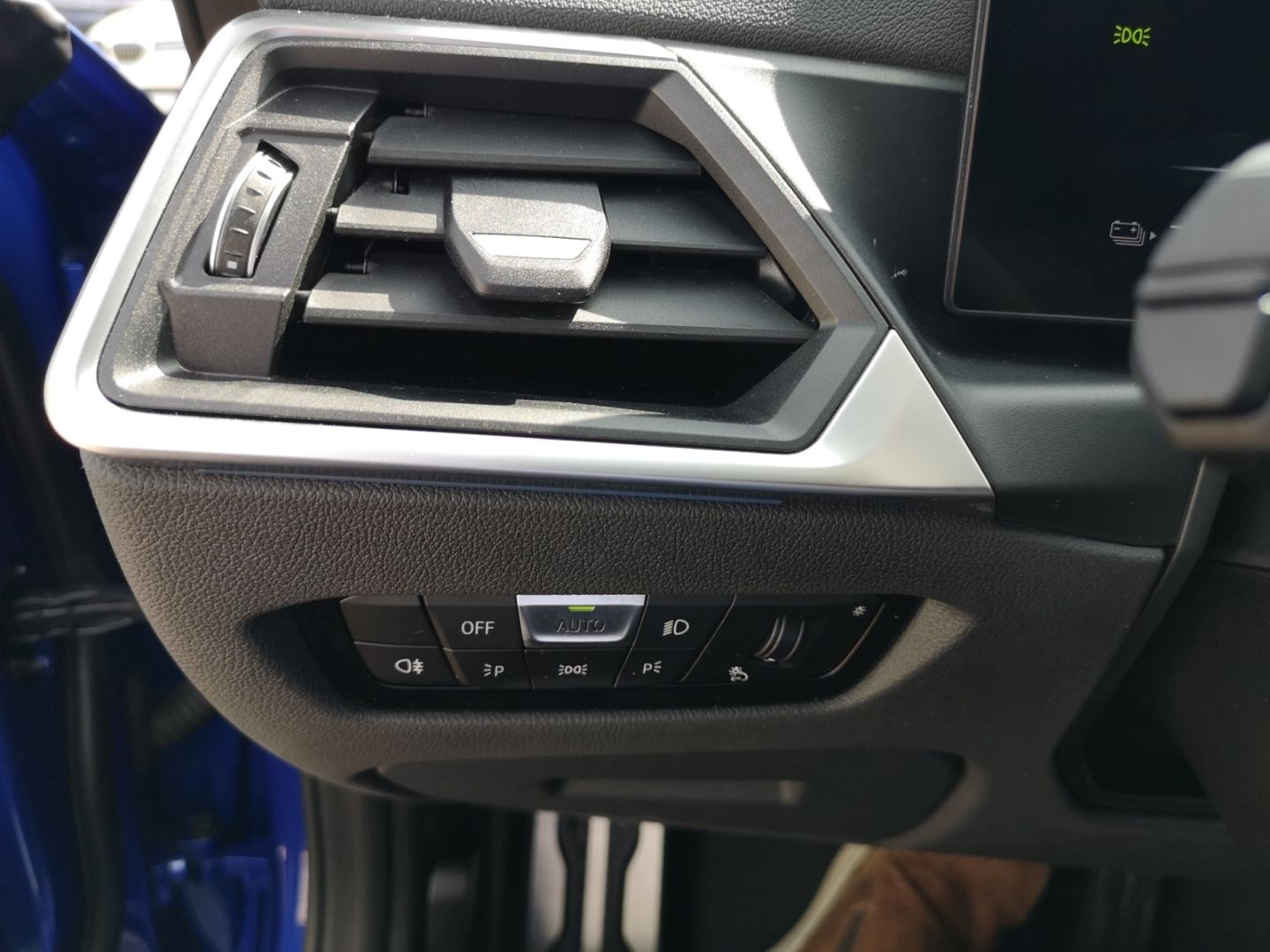 BMW i4 eDrive 40 M Sport LASER KLIMAAUTO NAVI SHZ foto 25