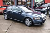 Volvo C30 2.0i Momentum KLIMAAUTO TEMPOMAT 4-SEASON - Volvo C30 mit Benzin-Antrieb