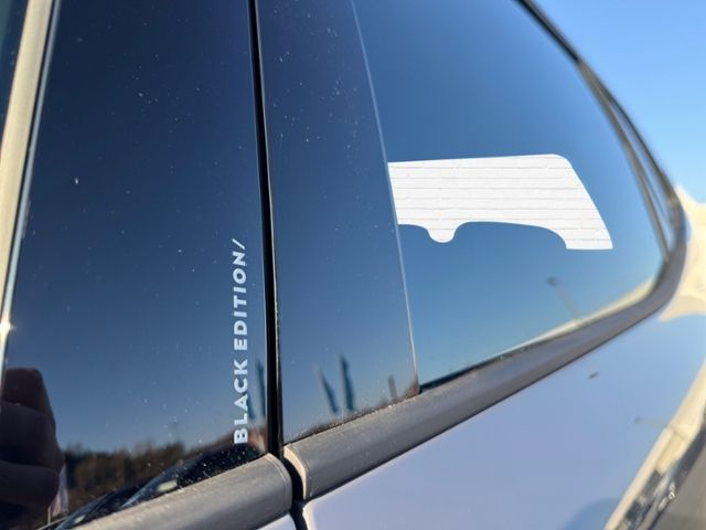 Fahrzeugabbildung SEAT Arona FR Black Edition 1.0 TSI DSG KLIMA LED NAV