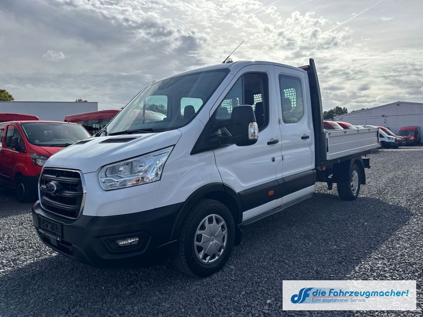Fahrzeugabbildung Ford Transit Pritsche 350 L3 Doppelkabine Trend 2.0 T