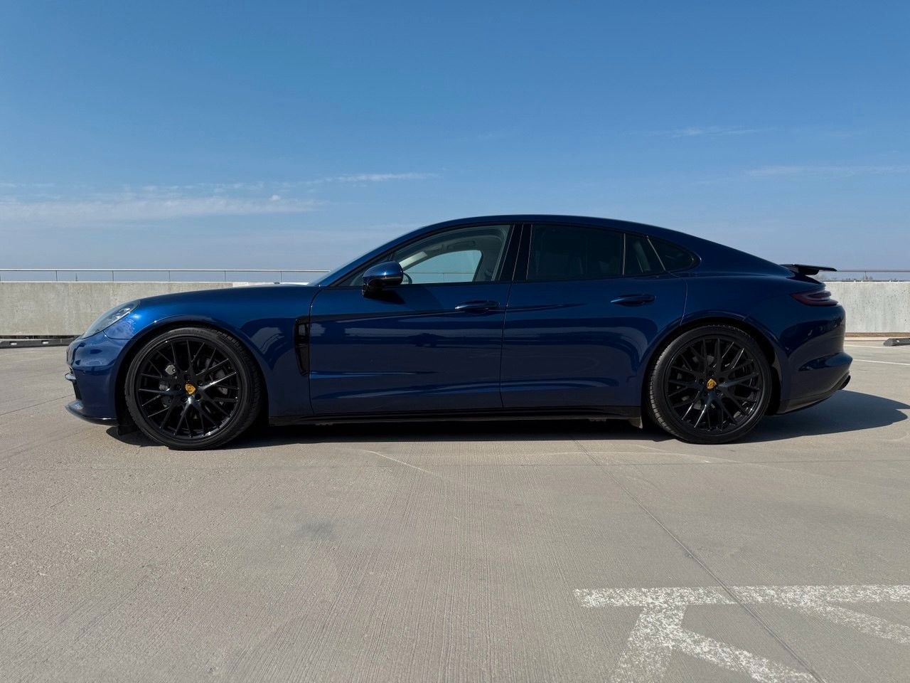 PORSCHE Panamera 4S S