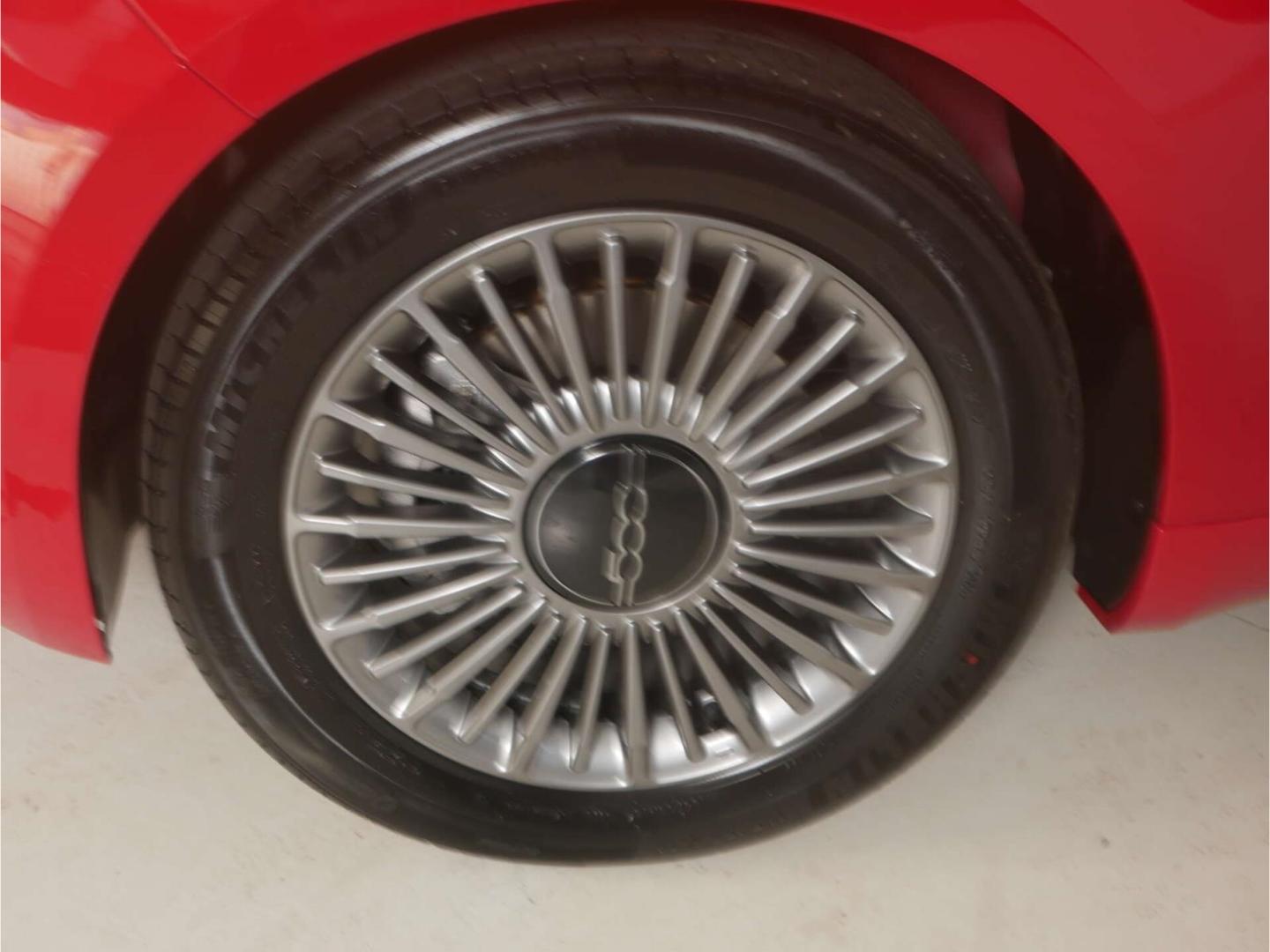 Fiat 500 Hybrid 1.0 GSE Icon, миниатюра 9