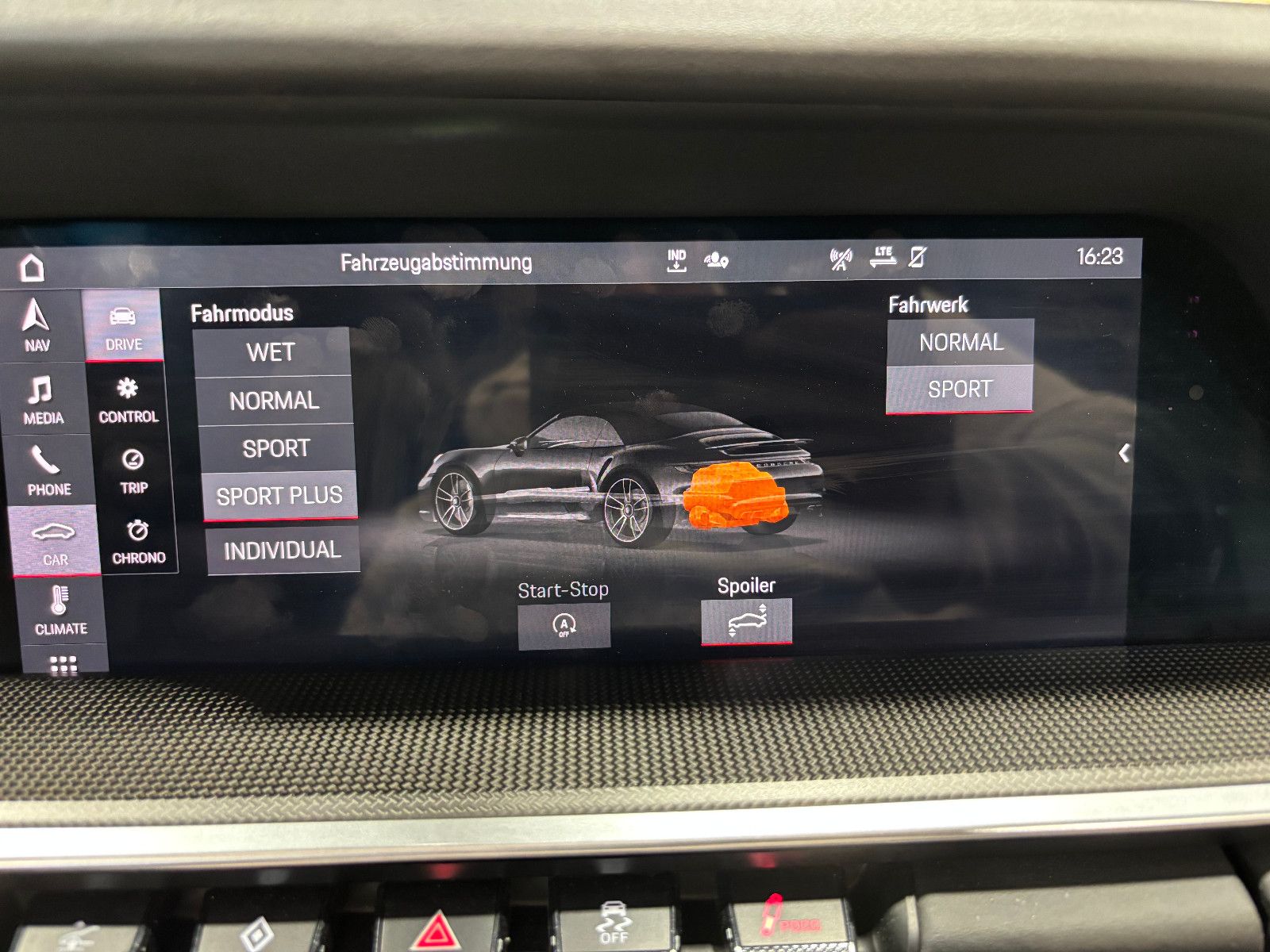 Fahrzeugabbildung Porsche 911 Turbo S Cabriolet/APPROVED24''/LIFT/BOSE