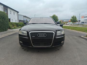 Audi A8 - 2