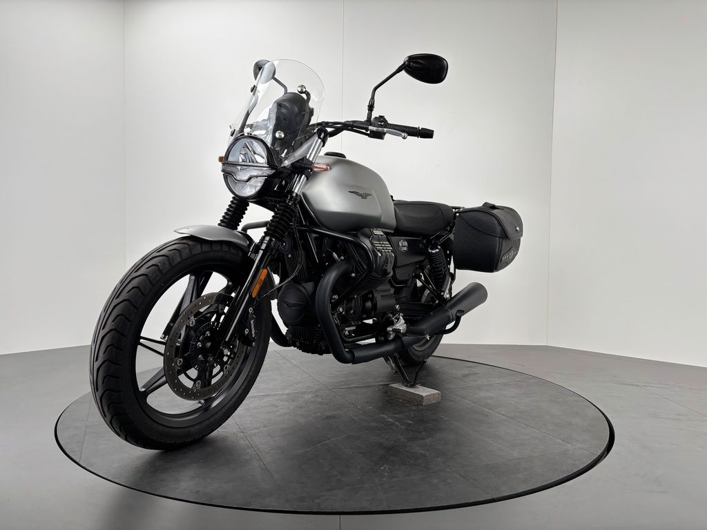 Fahrzeugabbildung Moto Guzzi V7 IV STONE *LEDERTASCHEN *NEUWERTIG