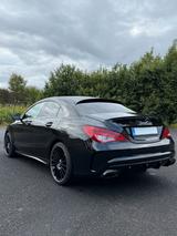 Mercedes-Benz Mercedes Benz - CLA AMG Line W117 - Mercedes-Benz CLA C117