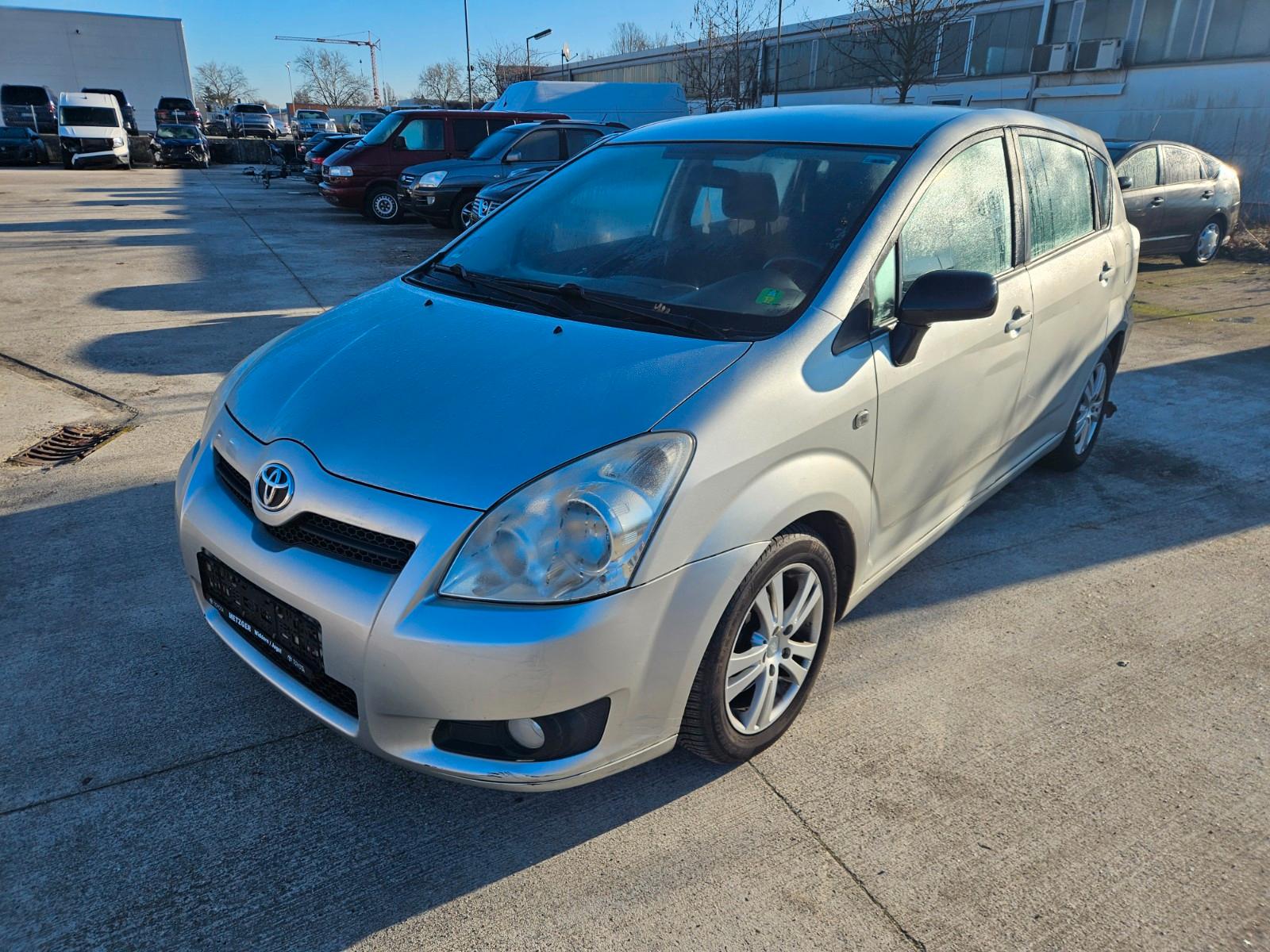 Toyota Corolla Verso 2.2 D-4D Sol