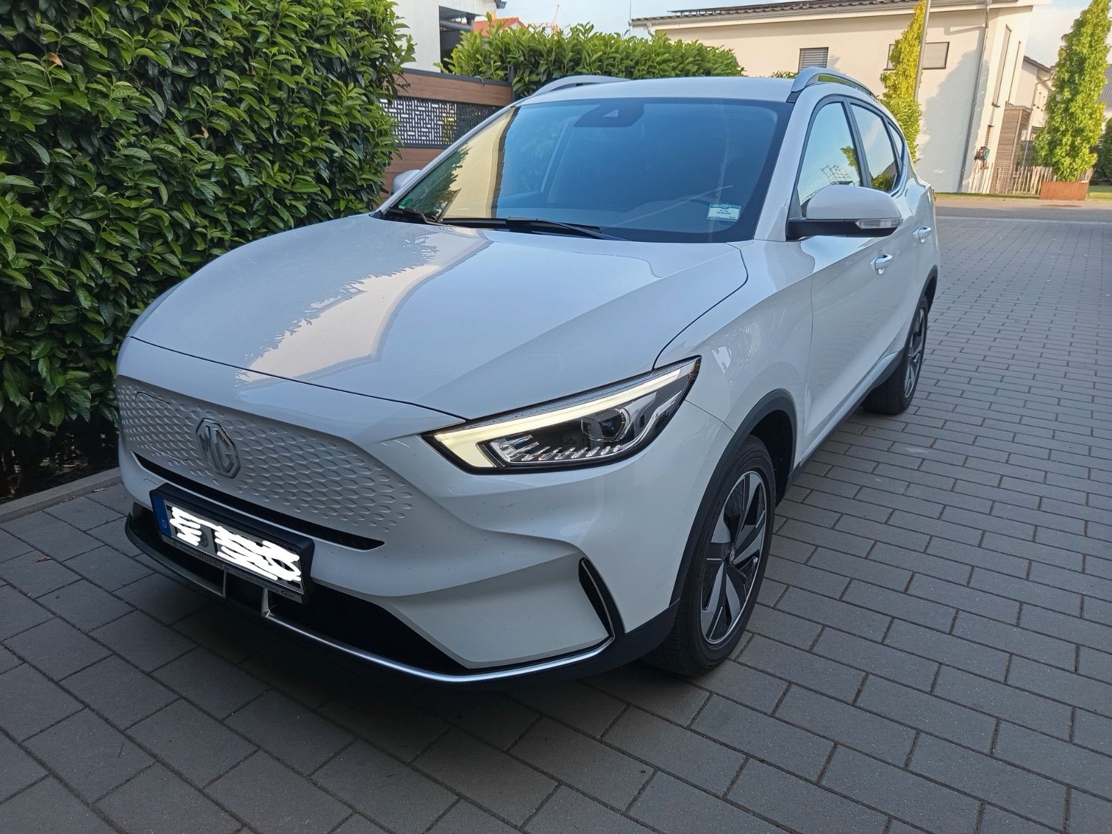 MG ZS