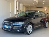 Audi A3 2.0 16V TDI Ambition - Audi A3 aus 2005 mit Diesel-Antrieb: 2.0