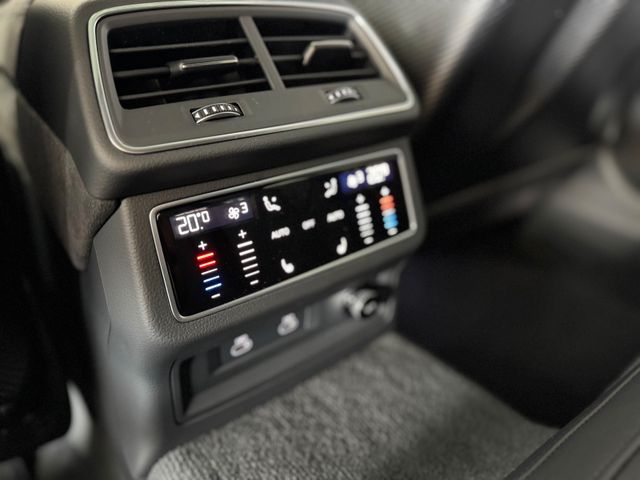 Audi RS6 Performance Keramik/GT-Sitze/Pano/Prod.25
