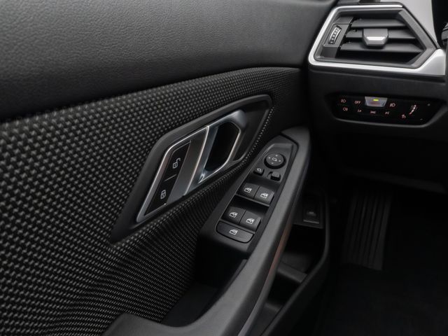 Foto Nummer 31: BMW 320d