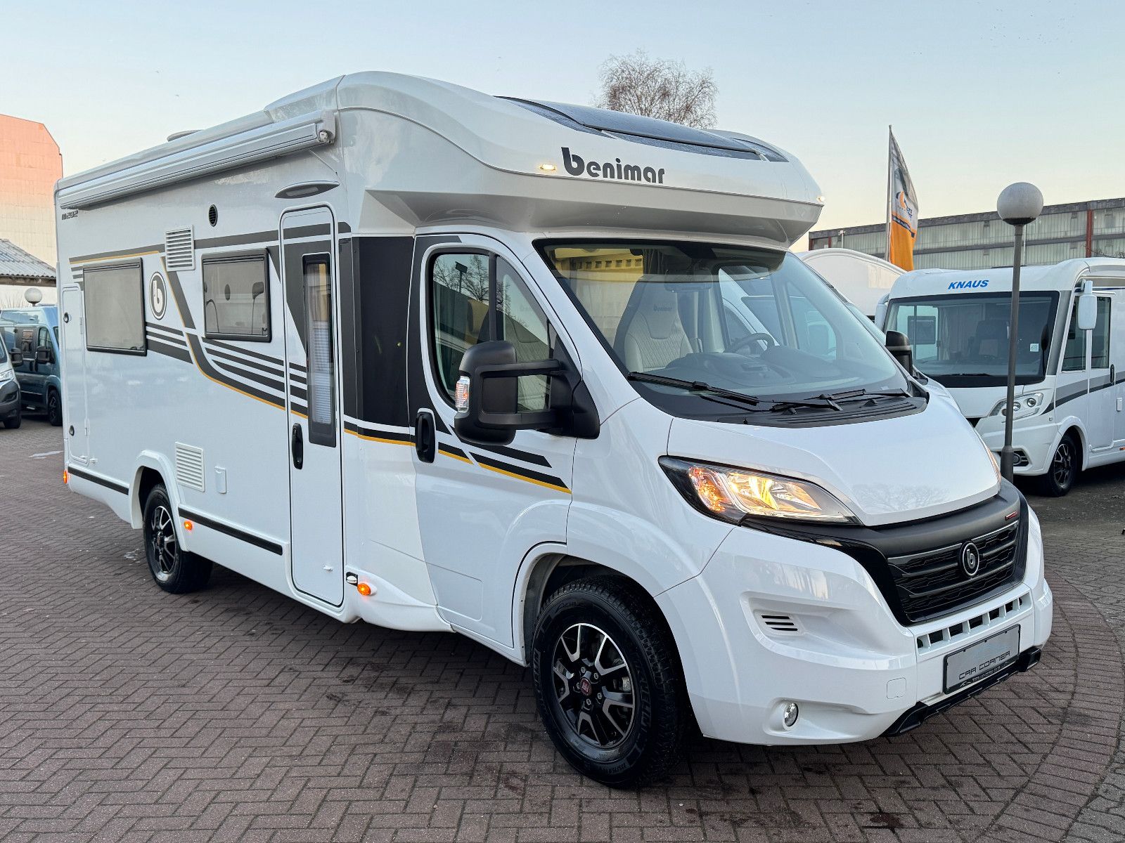 Fahrzeugabbildung Benimar Mileo M282 LOUNGE LUFTFEDERUNG SOLAR TV SAT AHK