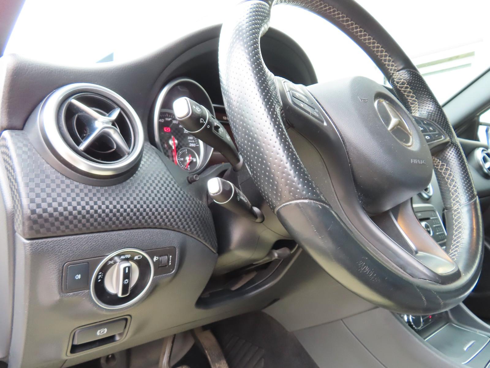 Mercedes-Benz A 250 4MATIC Urban 7G-DCT*Sitzheiz.*Navi*