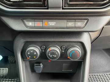 Dacia Sandero TCe 90 Essential