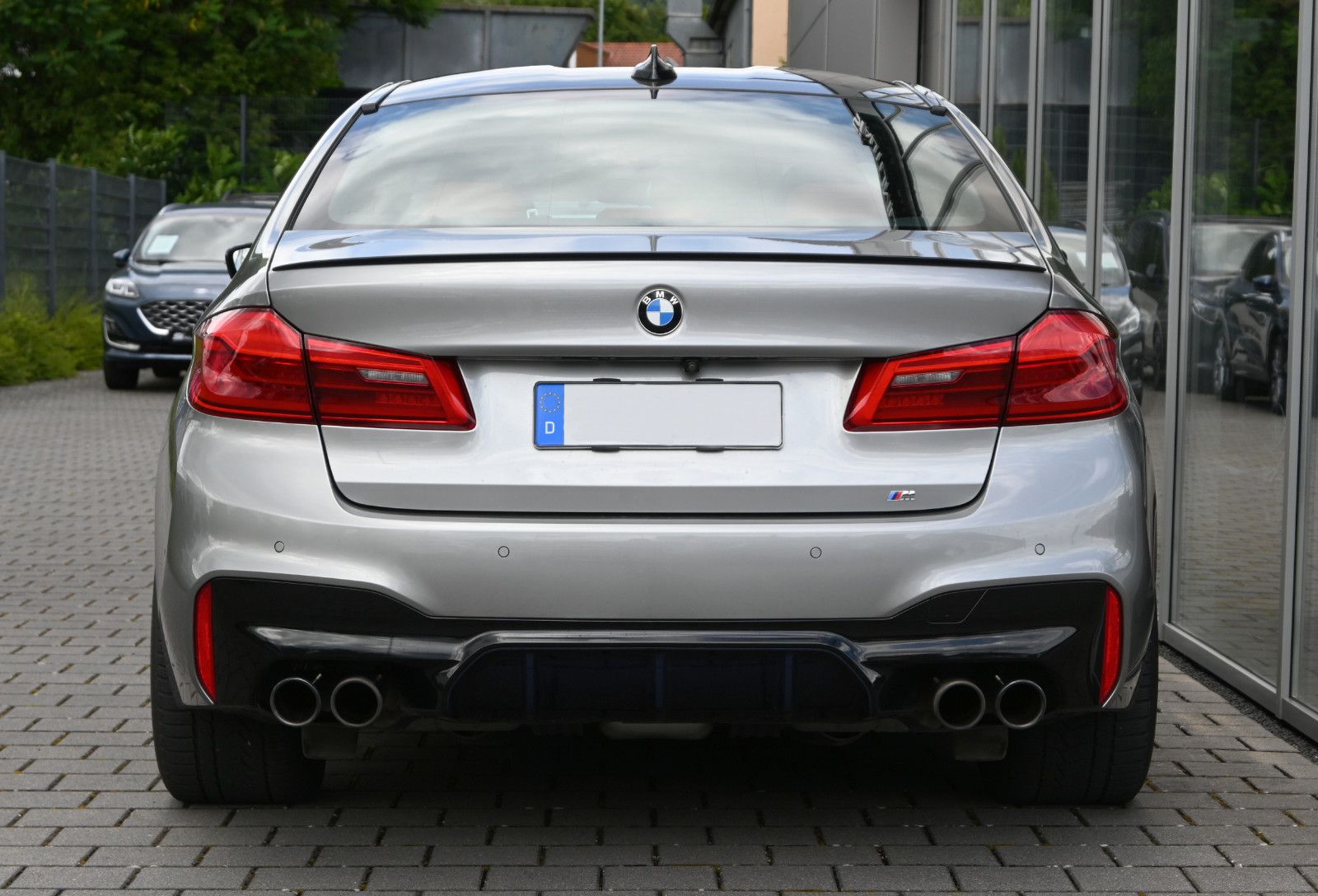 Fahrzeugabbildung BMW M5 xDrive °Driving Assistant Plus°HARMAN°M-SITZ°