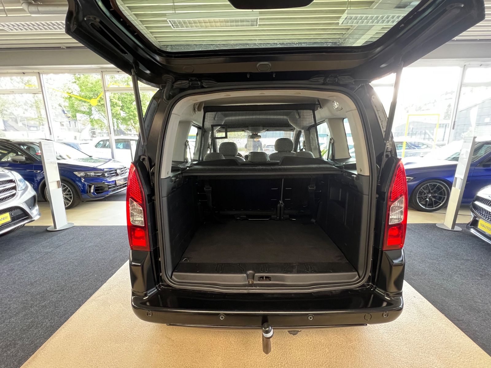 Fahrzeugabbildung Citroën Berlingo 1.6 Kombi Selection