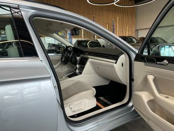 MYAUTOCENTER – Gebraucht- und Jahreswagen mit Werkstattservice in Pfaffenhofen Volkswagen Passat Variant Comfortline *Navi*AHK*Kamera*
