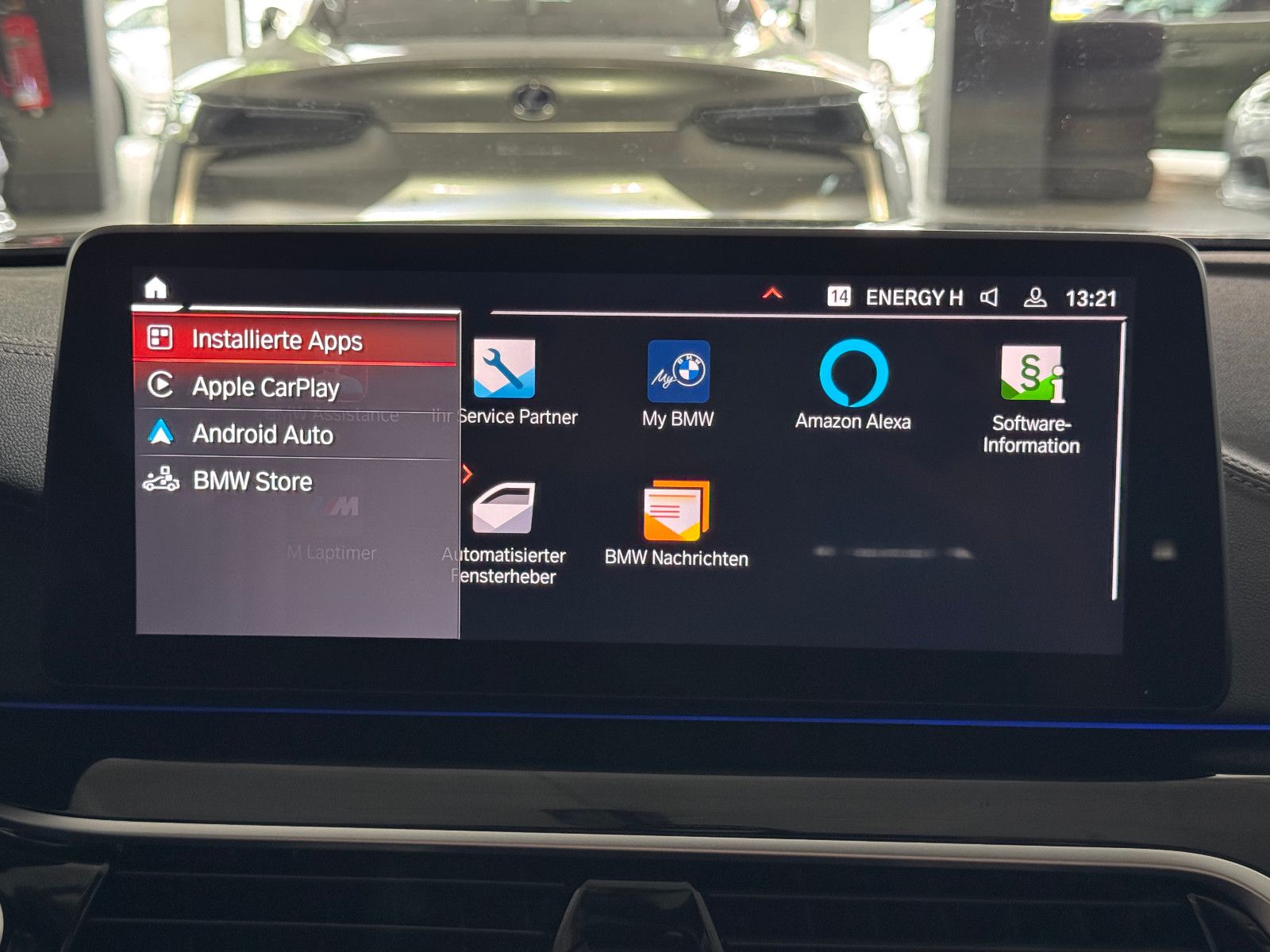 Fahrzeugabbildung BMW 520 d T LUXURY LINE HUD PANORAMA LASER VOLL