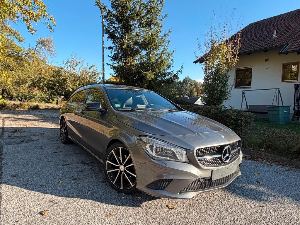 Mercedes-Benz CLA 220d | Shooting Brake | AMG Line | Aut...