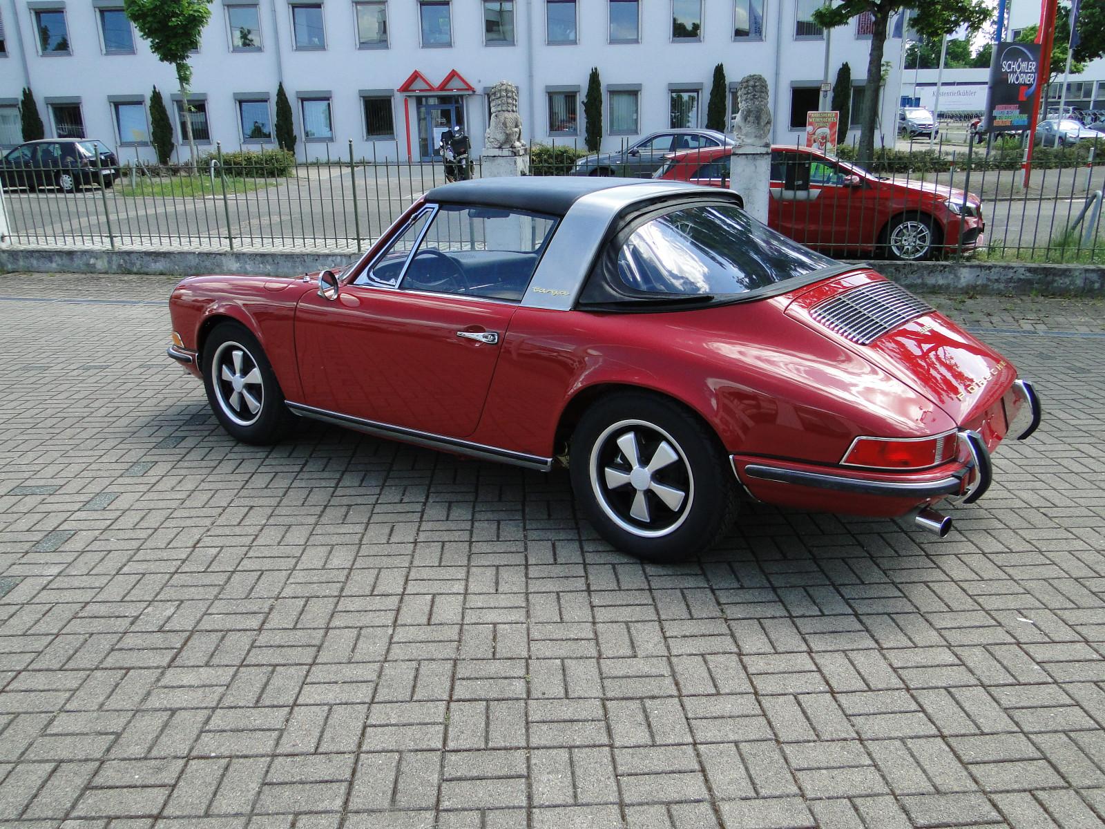 Porsche 911 2.0 S targa Softwindow 1969
