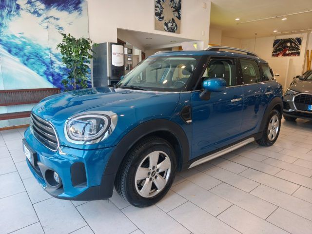MINI Countryman 1.5 One D Hype Neo Patentati imagem 3