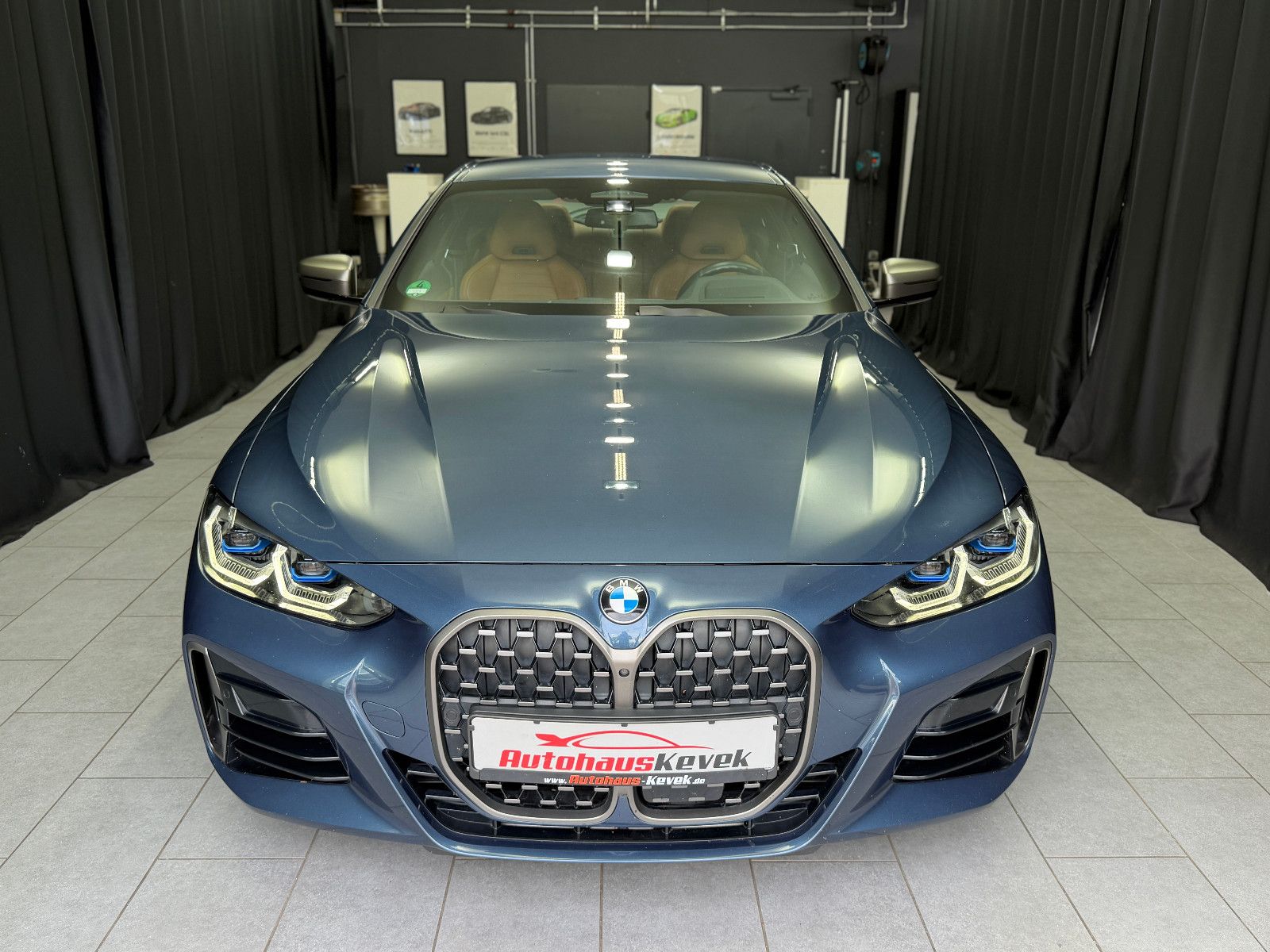 Fahrzeugabbildung BMW M440i xDrive Coupe|LASER|H&K|360°|M-Sitze|Gestik