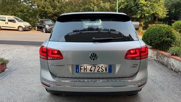 Volkswagen Touareg - 7