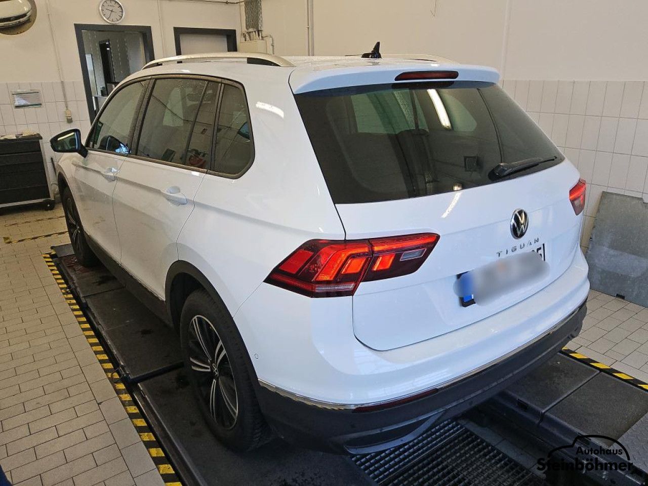 Volkswagen Tiguan - Bild 2