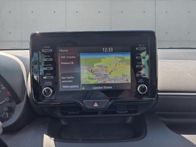 Toyota Yaris 1.5 Hybrid Business Edition *KAMERA*SHZ