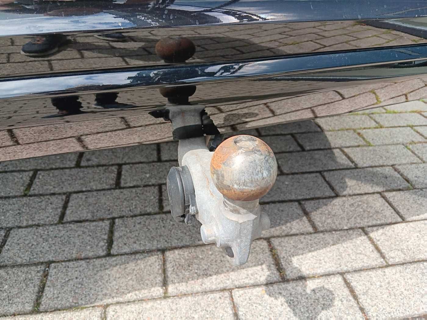 Fahrzeugabbildung Volvo XC60 B4 D 2WD R-Design 'AHK, ACC'