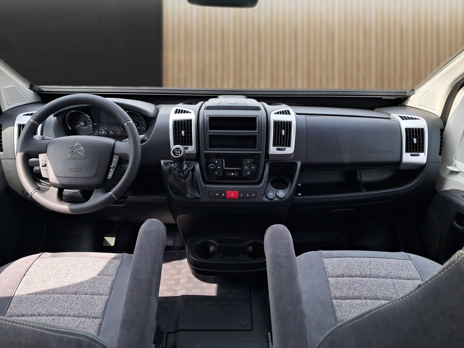 Fahrzeugabbildung Pössl Summit Prime 600 Citroen 165 PS ALL-IN-Paket