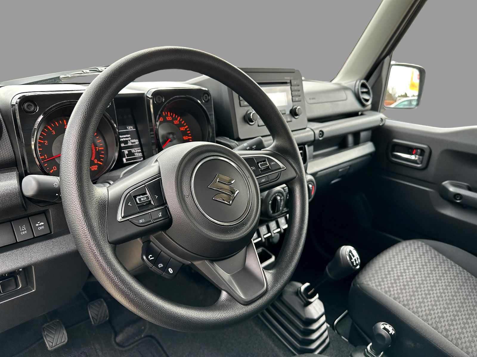 Fahrzeugabbildung Suzuki Jimny 1.5 4WD Allgrip KLIMA+SITZHEIZ.+SPURVERLAS