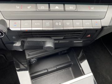 Bild 21 Opel Astra GS AT NAVI/KLIMA AT/SHZ+LHZ/PDC V+H+360CAM