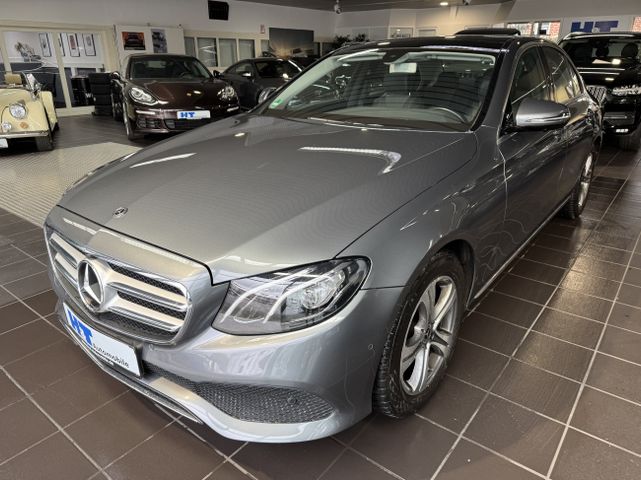 Mercedes-Benz E 220d Avantgarde LED/DAB/Pano/Kamera