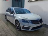 Skoda Octavia Combi RS 4x4*LED*Navi*Winter* Klima - Skoda Octavia: 4.4